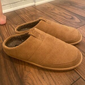 Clarks house shoes
